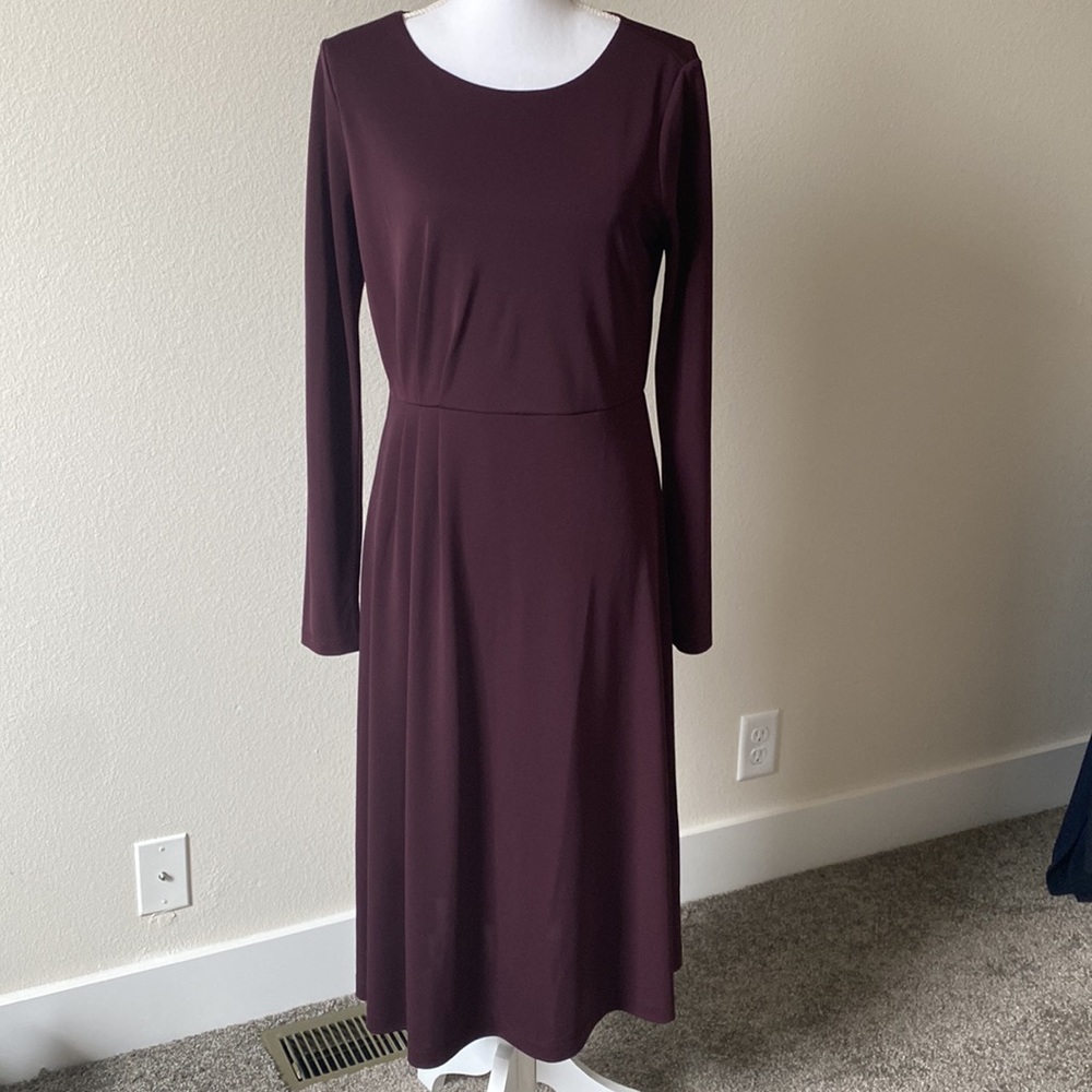 Ann Taylor Burgundy dress size 6